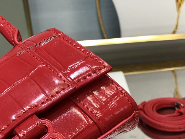 Balenciaga專櫃爆款升級版大紅漆扣鱷魚紋沙漏包 巴黎世家mini Hourglass沙漏包 fyj1100